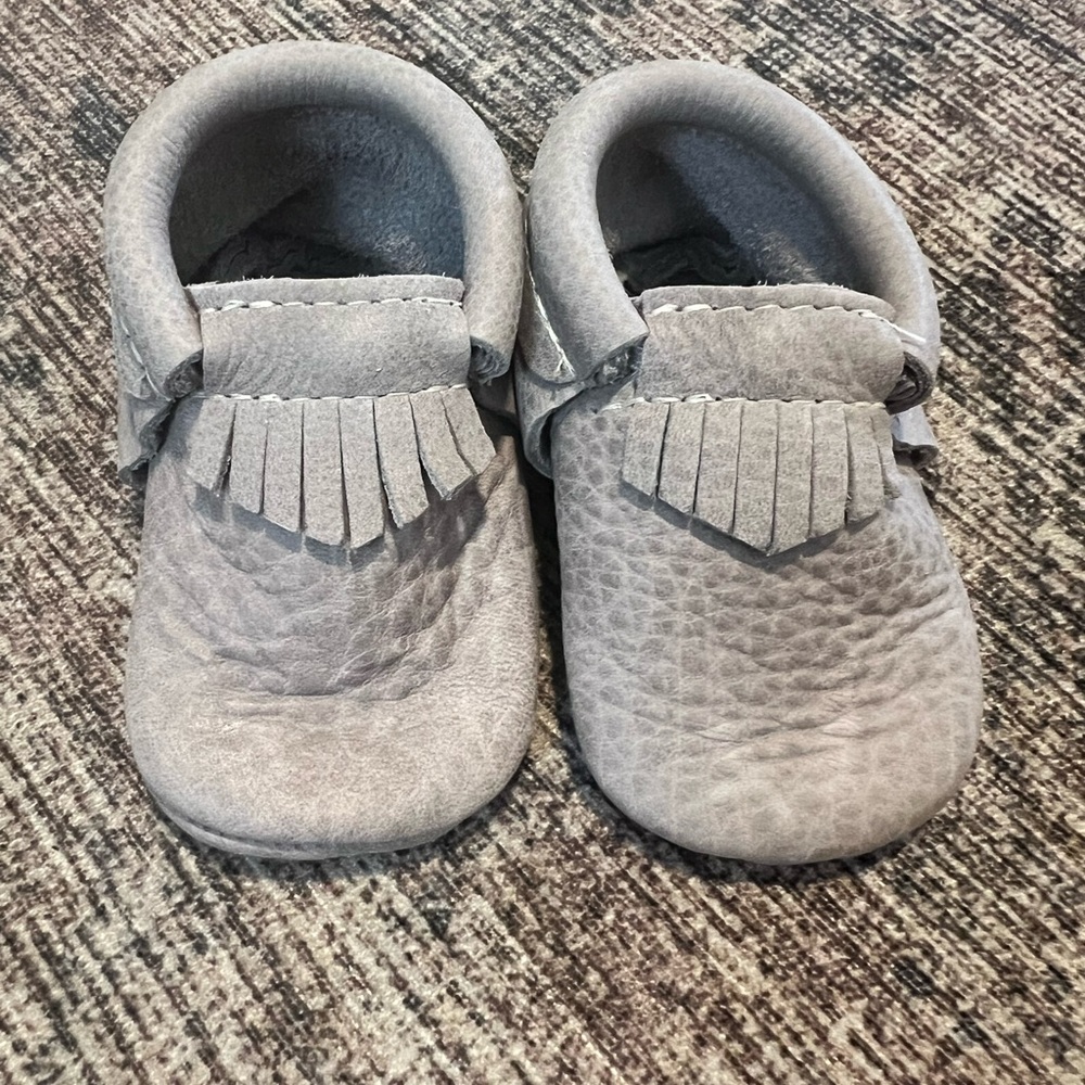 Freshly Picked light Grey city mocc size 2 new